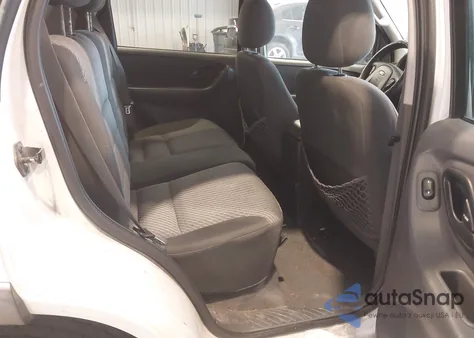 2004 Ford Escape Xlt из США, поврежденный, VIN 1FMYU93194KB36990